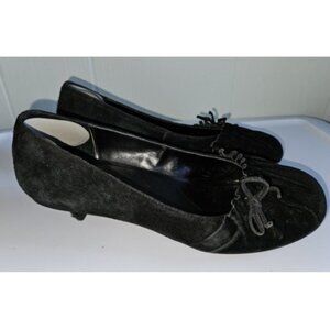 * NEWPORT NEWS Gathered Top Black Suede Kitten Heel Pump Ladies Size 8